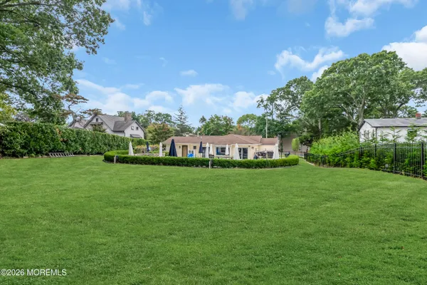 $65,000 | 455 West Lincoln Avenue, Oakhurst, NJ 07755