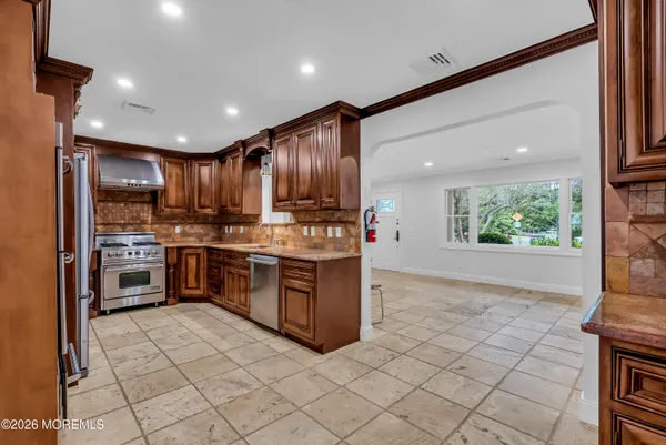 $65,000 | 455 West Lincoln Avenue, Oakhurst, NJ 07755