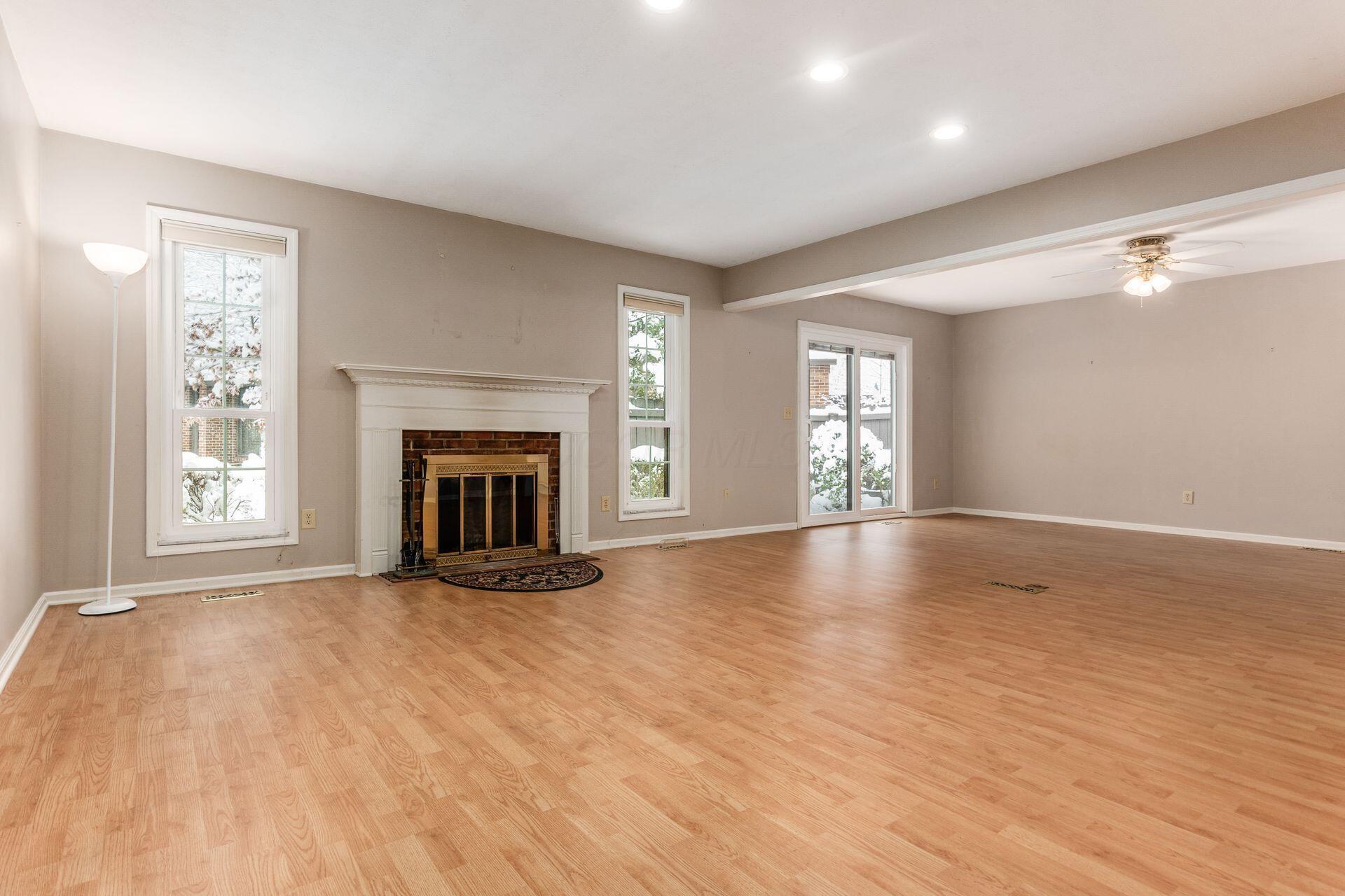 4765 Coach Road Columbus, OH 43220 - Photo 10 of 47 Front-facing view of Great Room and Fireplace