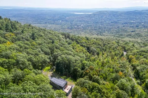 $3,600,000 | 306 Meads Mountain Road, Woodstock, NY 12498