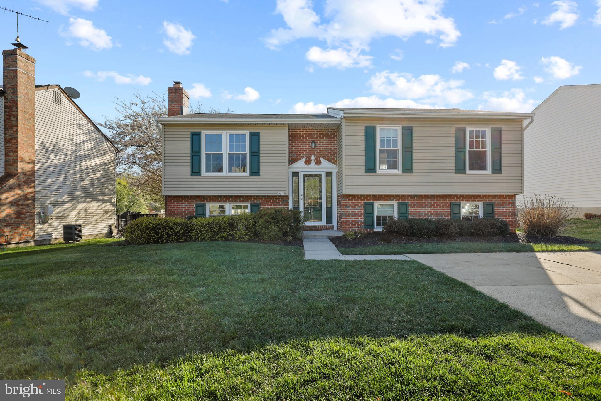Welcome to 714 Deep Ridge Road!