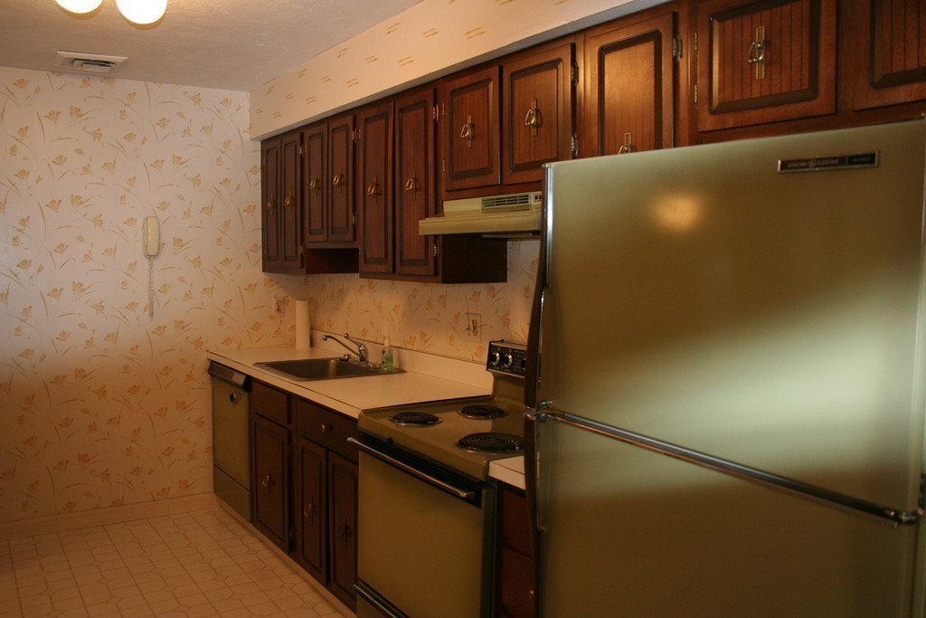 13 Cobblestone Lane, Unit 13 Worcester, MA 01606 - Photo 9 of 20