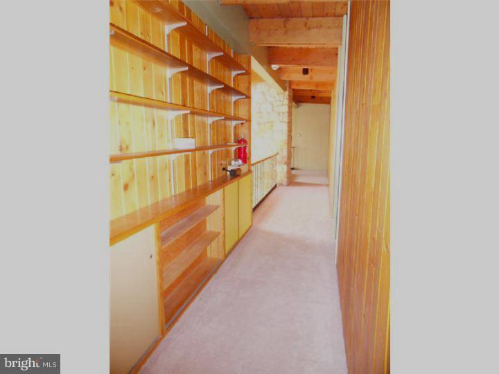1615 Terwood Road Huntingdon Valley, PA 19006 - Photo 6 of 14 Gallery Image 6