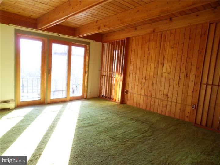 1615 Terwood Road Huntingdon Valley, PA 19006 - Photo 7 of 14 Master Bedroom