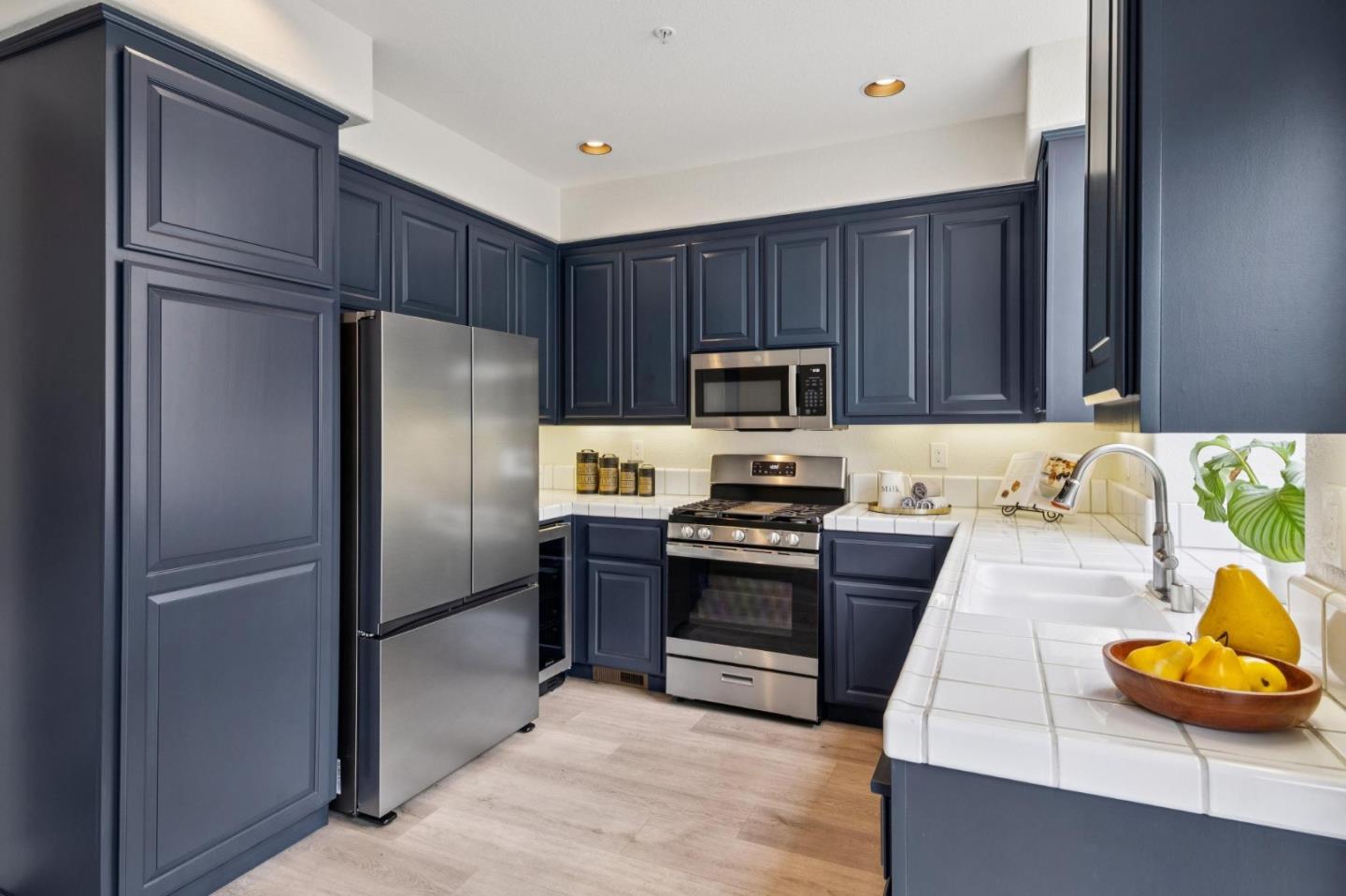 1148 La Rochelle Terrace, Unit F Sunnyvale, CA 94089 - Photo 20 of 49