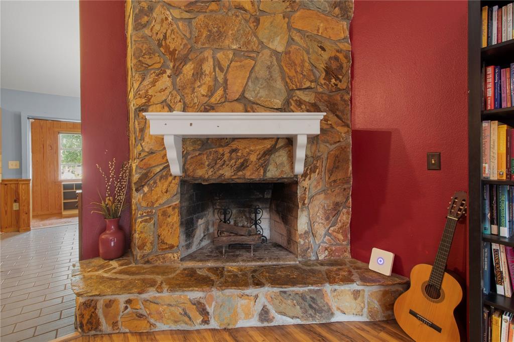 1143 Meyers Road Venice, FL 34292 - Photo 8 of 59 a view of an entryway with fireplace