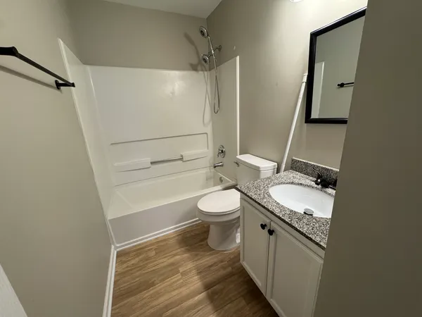 $2,500 | 2473 Dickens Drive, Unit 2473, Aurora, IL 60503