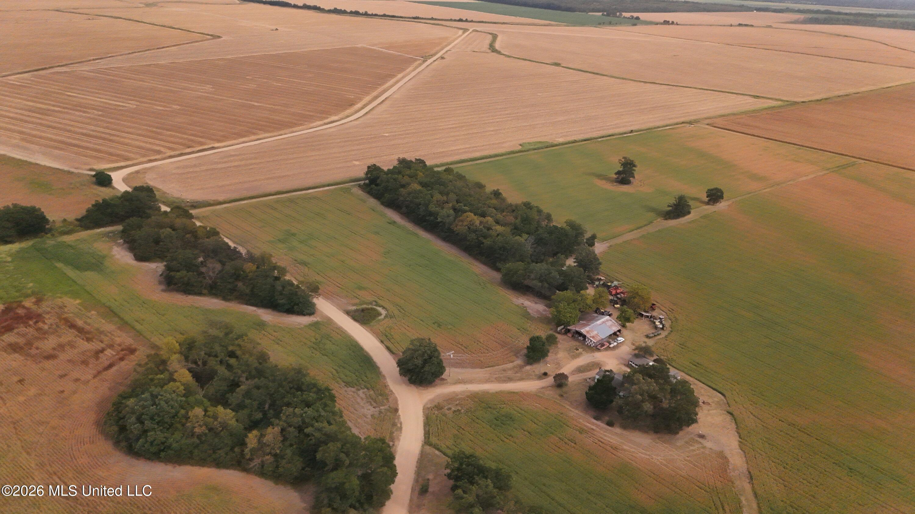3342 Campbell Road Tutwiler, MS 38963 - Photo 14 of 25 DJI_20260820182301_0568_D