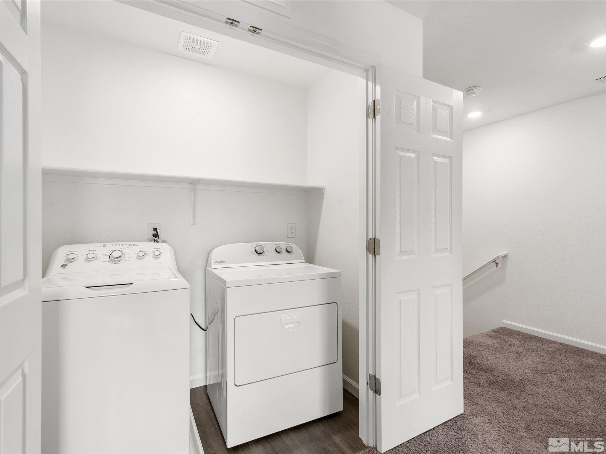405 Autumn Breeze Circle Reno, NV 89511 - Photo 16 of 28 a utility room with dryer and washer