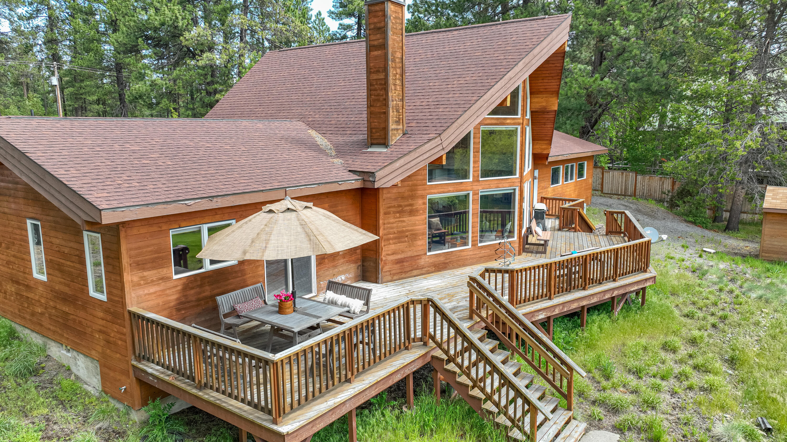 17079 Upland Road Bend, OR 97707 - Photo 3 of 32 Perfect Central Oregon Retreat!