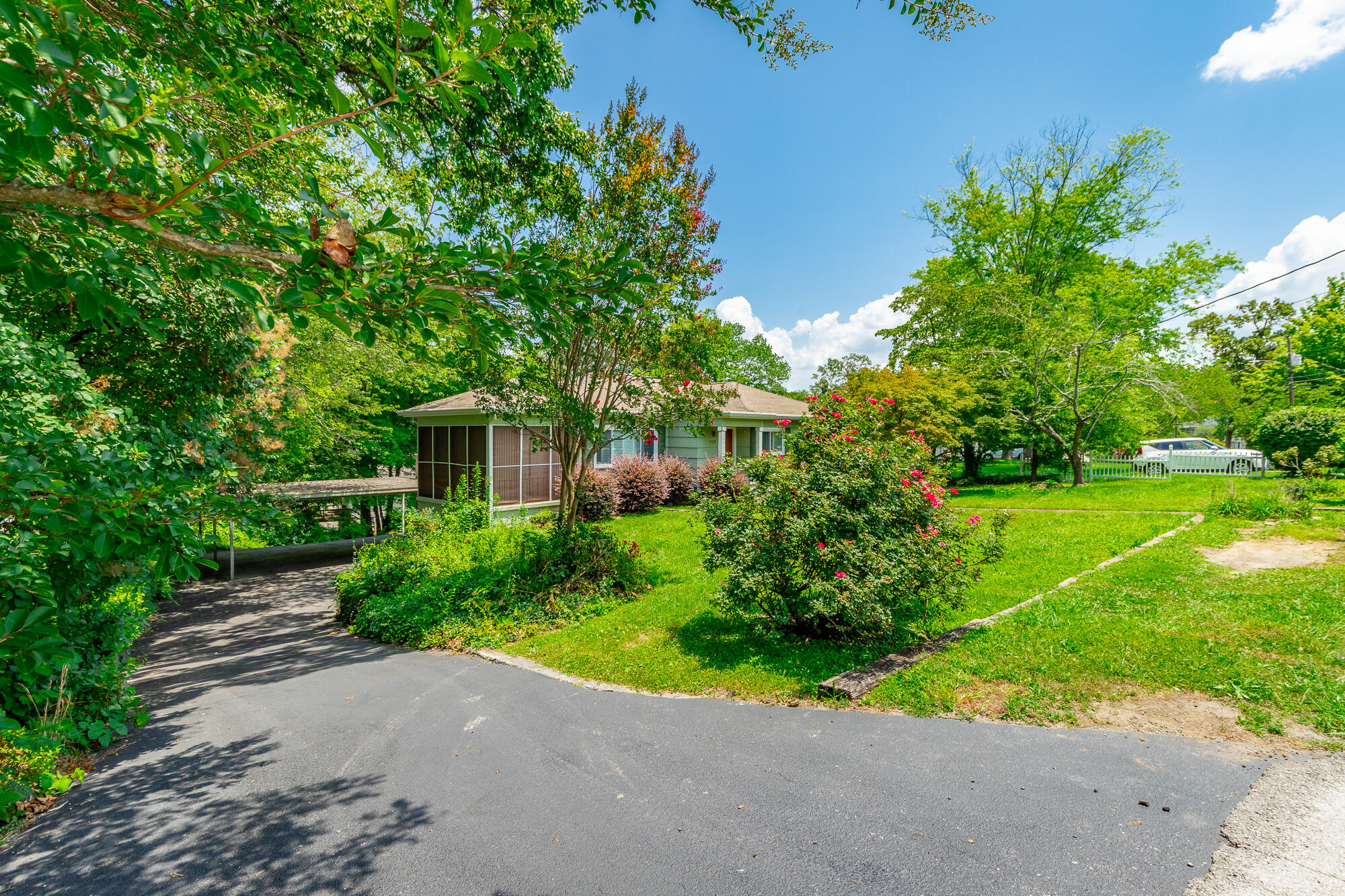 837 Linden Hall Road Chattanooga, TN 37415 - Photo 3 of 72 837 Linden Hall Road HD-60
