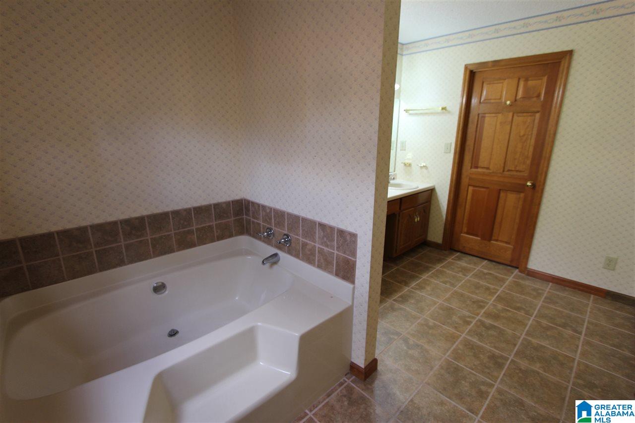2405 Friendship Road Oxford, AL 36203 - Photo 12 of 47