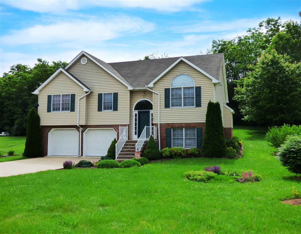 1843 Harvard Road Waynesboro, VA 22980 - Photo 1 of 34 Gallery Image 1