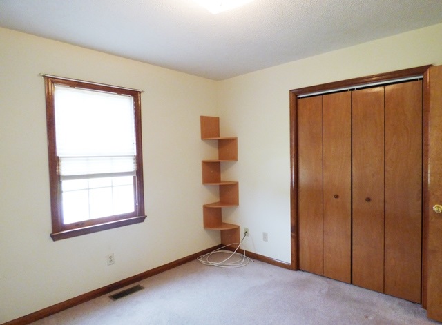 1843 Harvard Road Waynesboro, VA 22980 - Photo 13 of 34 Gallery Image 13