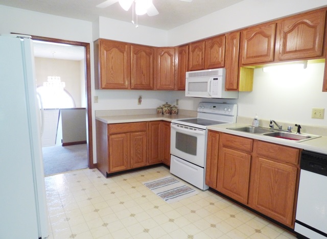 1843 Harvard Road Waynesboro, VA 22980 - Photo 10 of 34 Gallery Image 10