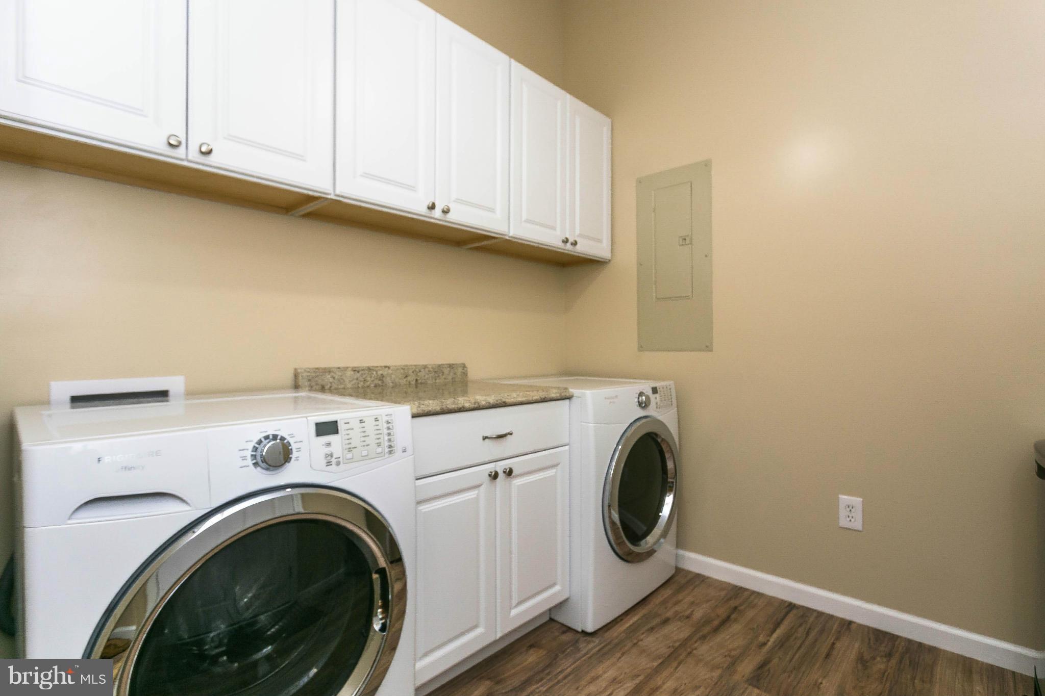 207 South Reymann Street Ranson, WV 25438 - Photo 13 of 24 a utility room with dryer and washer