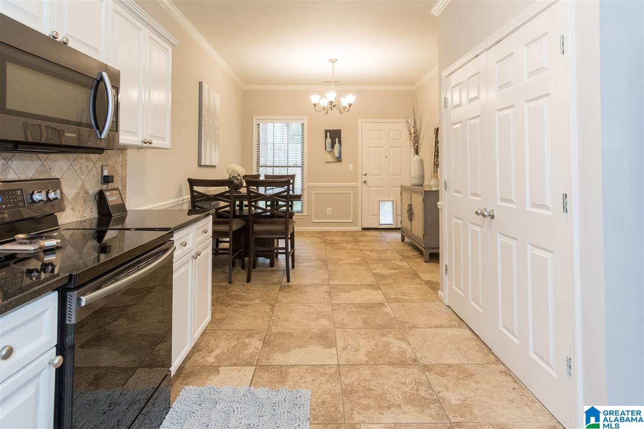 526 Cahaba Manor Lane Pelham, AL 35124 - Photo 15 of 41