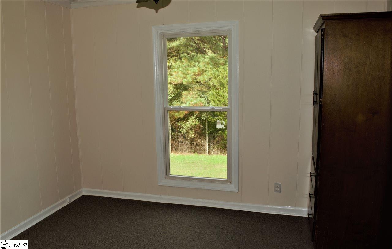 1460 Lenhardt Road Easley, SC 29640 - Photo 7 of 12 back room
