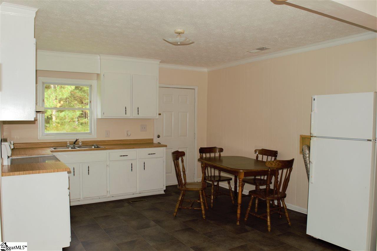 1460 Lenhardt Road Easley, SC 29640 - Photo 10 of 12