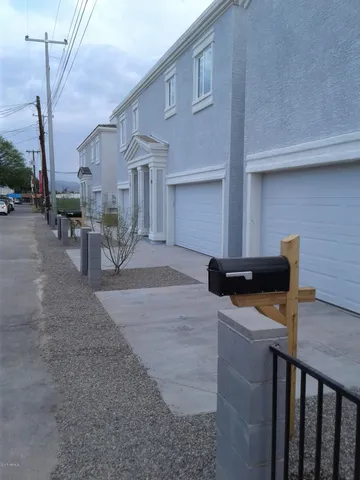 $2,050 | 1341 East Polk Street, Unit 103, Phoenix, AZ 85006