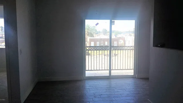 $2,050 | 1341 East Polk Street, Unit 103, Phoenix, AZ 85006