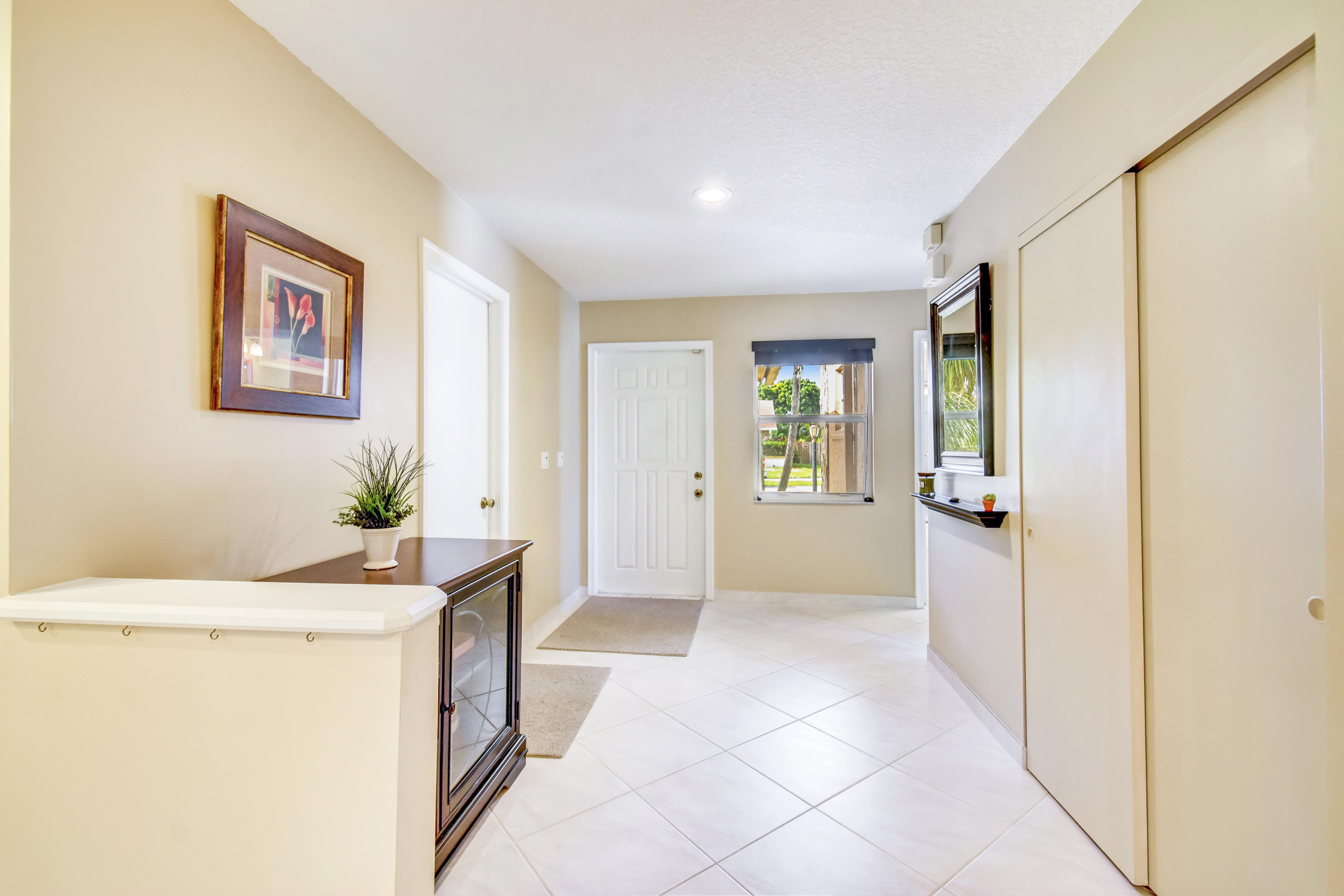 23034 Southwest 53rd Avenue Boca Raton, FL 33433 - Photo 13 of 48 Large Fabulous Foyer