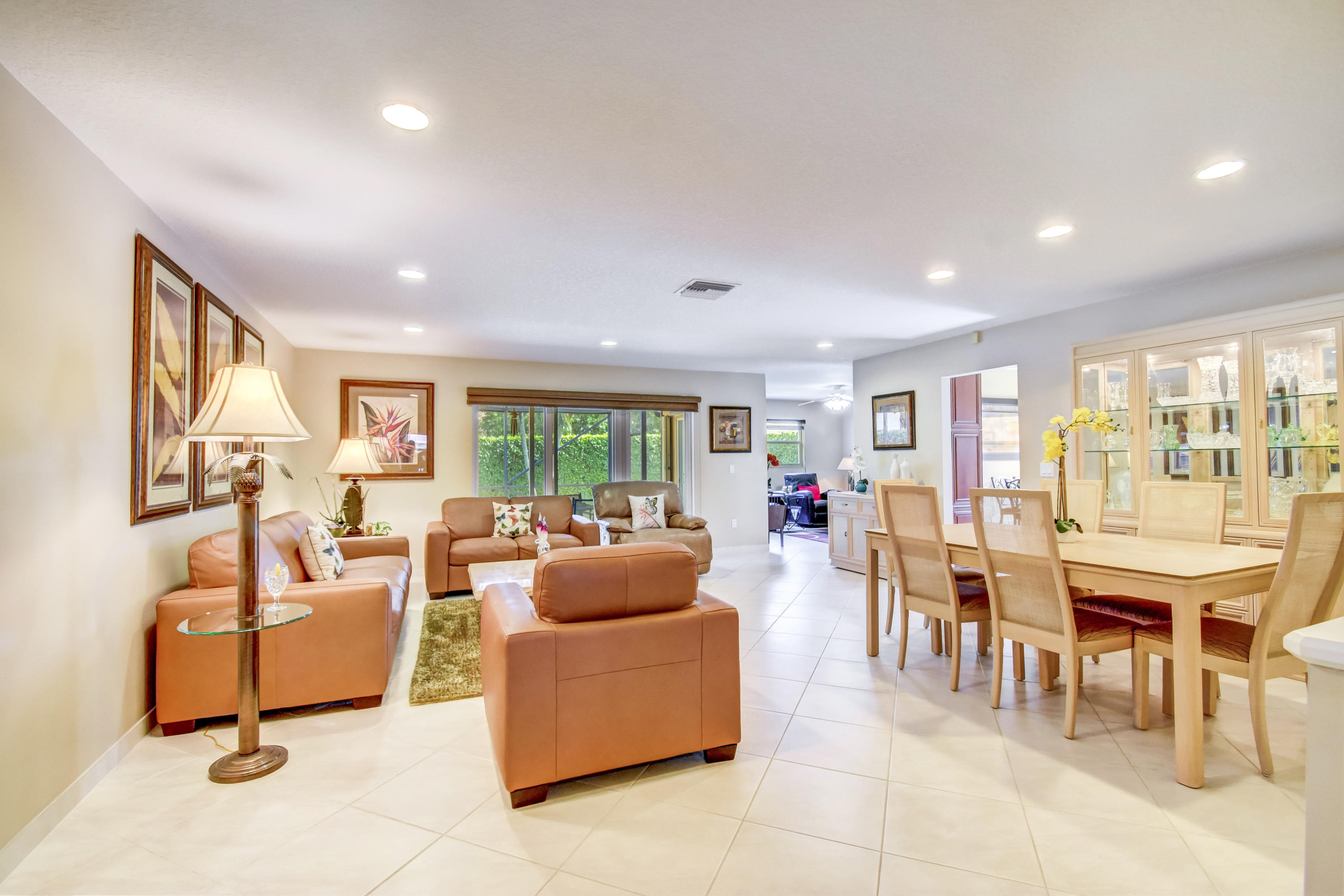 23034 Southwest 53rd Avenue Boca Raton, FL 33433 - Photo 14 of 48 Spacious