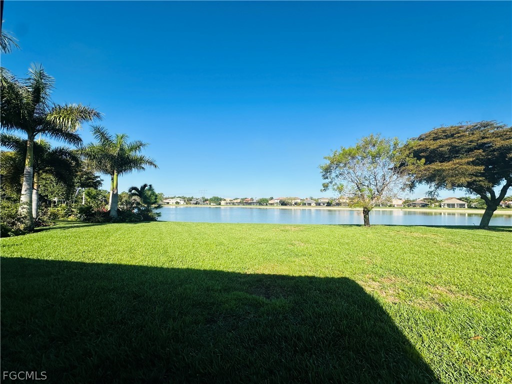 12469 Pebble Stone Court Fort Myers, FL 33913 - Photo 6 of 30
