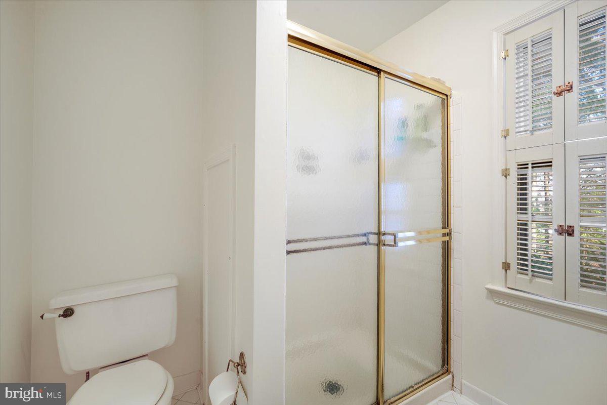 2 Candlelight Court Potomac, MD 20854 - Photo 32 of 58 Primary bedroom ensuite bathroom walk in shower