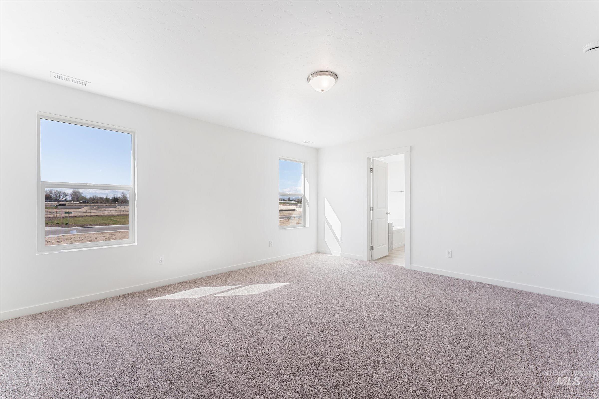 373 West Lyra Street Meridian, ID 83642 - Photo 13 of 25