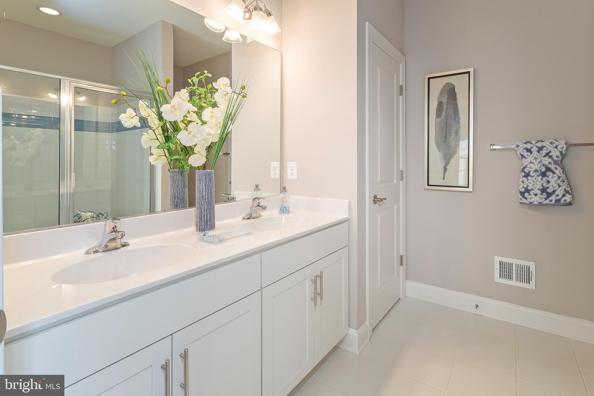 11016 North Riding Road Upper Marlboro, MD 20772 - Photo 21 of 50 In-Law Bath
