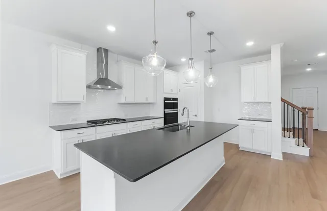 $459,900 | 317 Bristlecone Bend, Liberty Hill, TX 78642