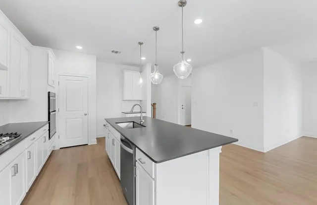 $459,900 | 317 Bristlecone Bend, Liberty Hill, TX 78642