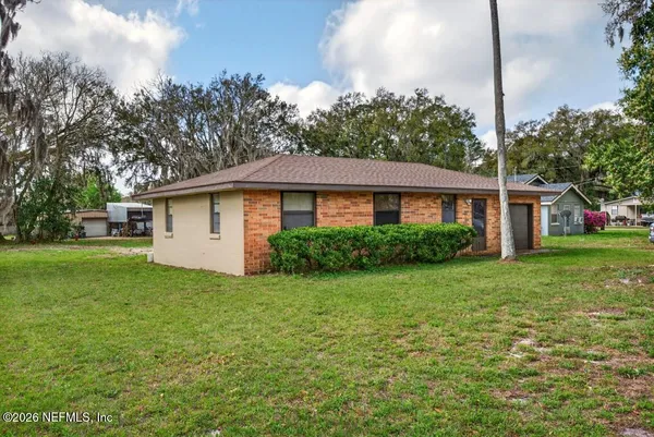 $1,350 | 8900 Crystal Springs Road, Jacksonville, FL 32221