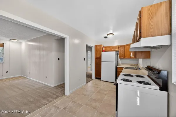 $1,350 | 8900 Crystal Springs Road, Jacksonville, FL 32221