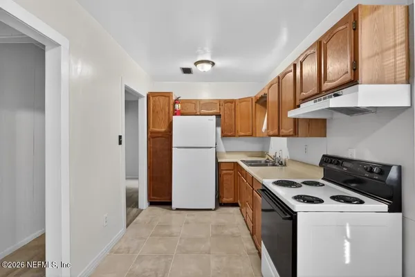 $1,350 | 8900 Crystal Springs Road, Jacksonville, FL 32221