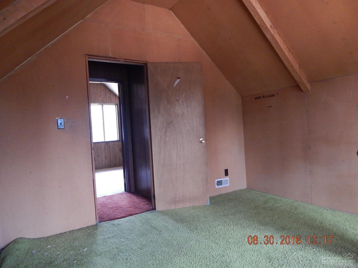 147117 Gracies Road Gilchrist, OR 97737 - Photo 16 of 22 Bedroom 3