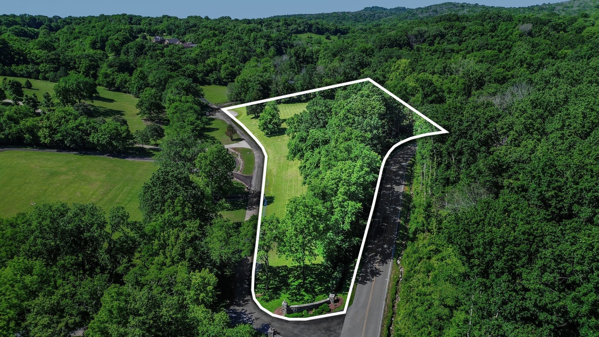 110 Hidden Valley Road Arrington, TN 37014 - Photo 2 of 19