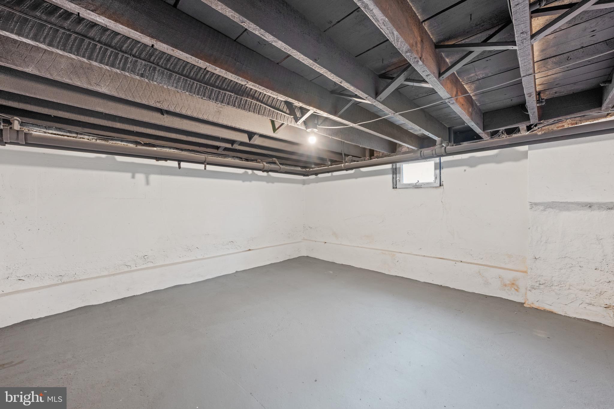 261 B Street Carneys Point, NJ 08069 - Photo 27 of 32 a view of a room