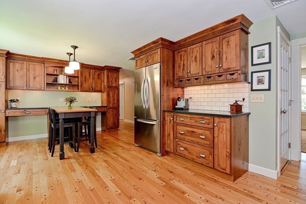 24 Warren Road Upton, MA 01568 - Photo 13 of 42 Gallery Image 13