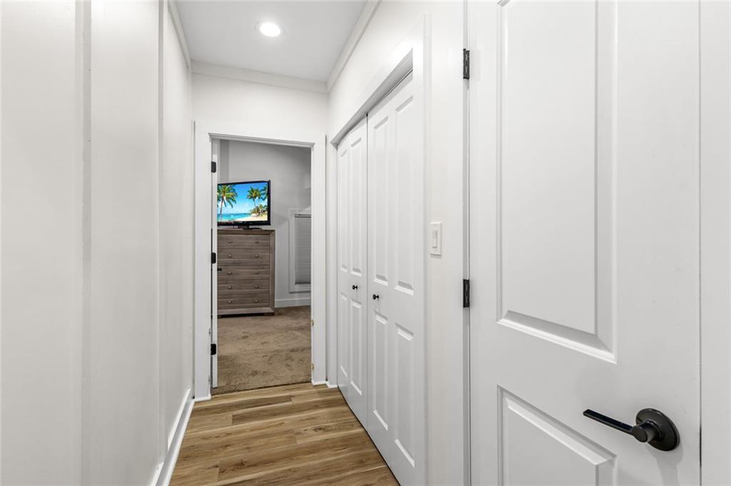 6120 Cardinal Drive Gainesville, GA 30506 - Photo 18 of 34 a view of a hallway