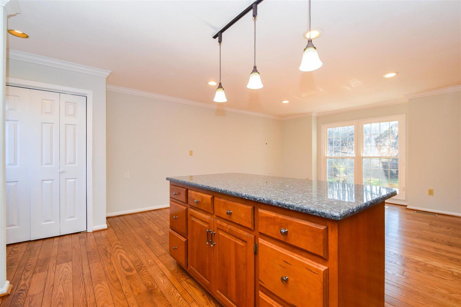5061 Fox Ridge Road Southwest Roanoke, VA 24018 - Photo 15 of 55 11-5061 Fox Ridge-11