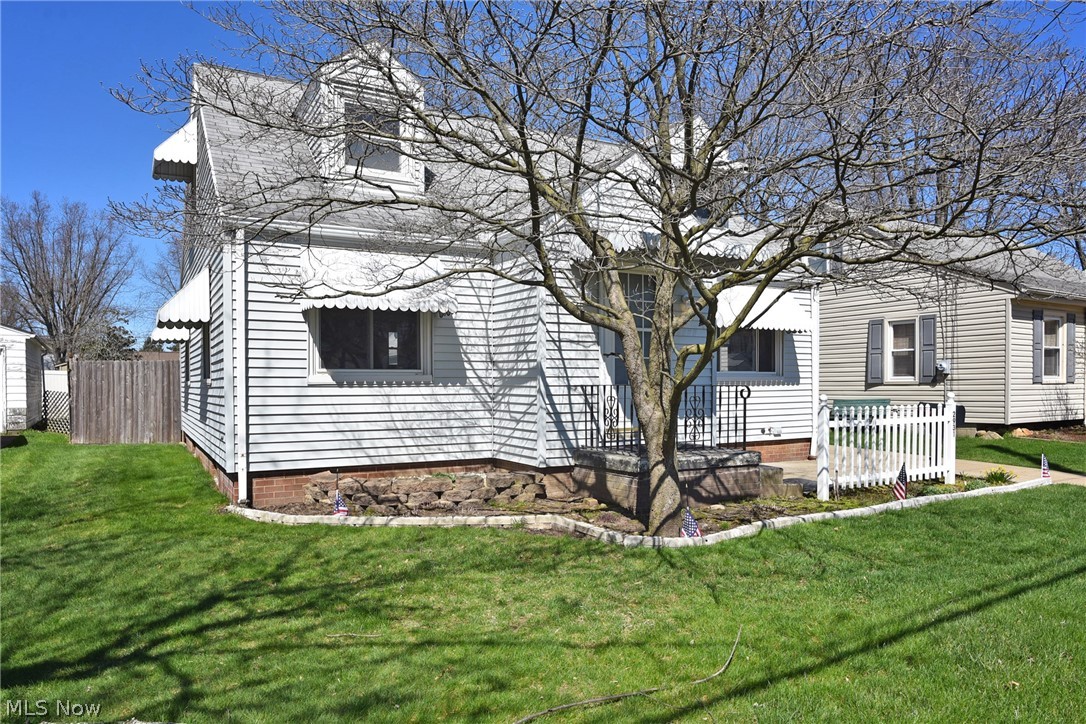 2931 20th Street Northwest Canton, OH 44708 - Photo 3 of 31 Gallery Image 3