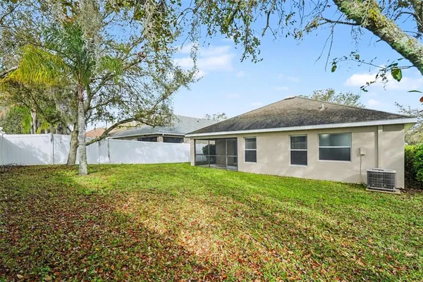 $399,900 | 433 Down Pine Drive, Seffner, FL 33584