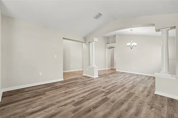 $399,900 | 433 Down Pine Drive, Seffner, FL 33584