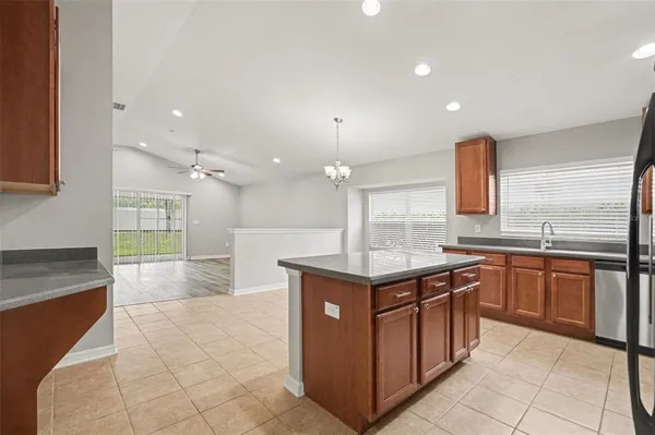 $399,900 | 433 Down Pine Drive, Seffner, FL 33584