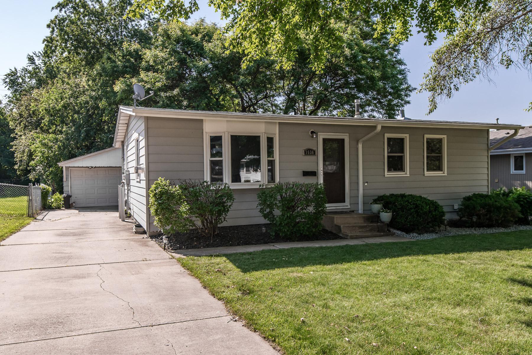3536 6th Place Northwest Rochester, MN 55901 - Photo 2 of 25