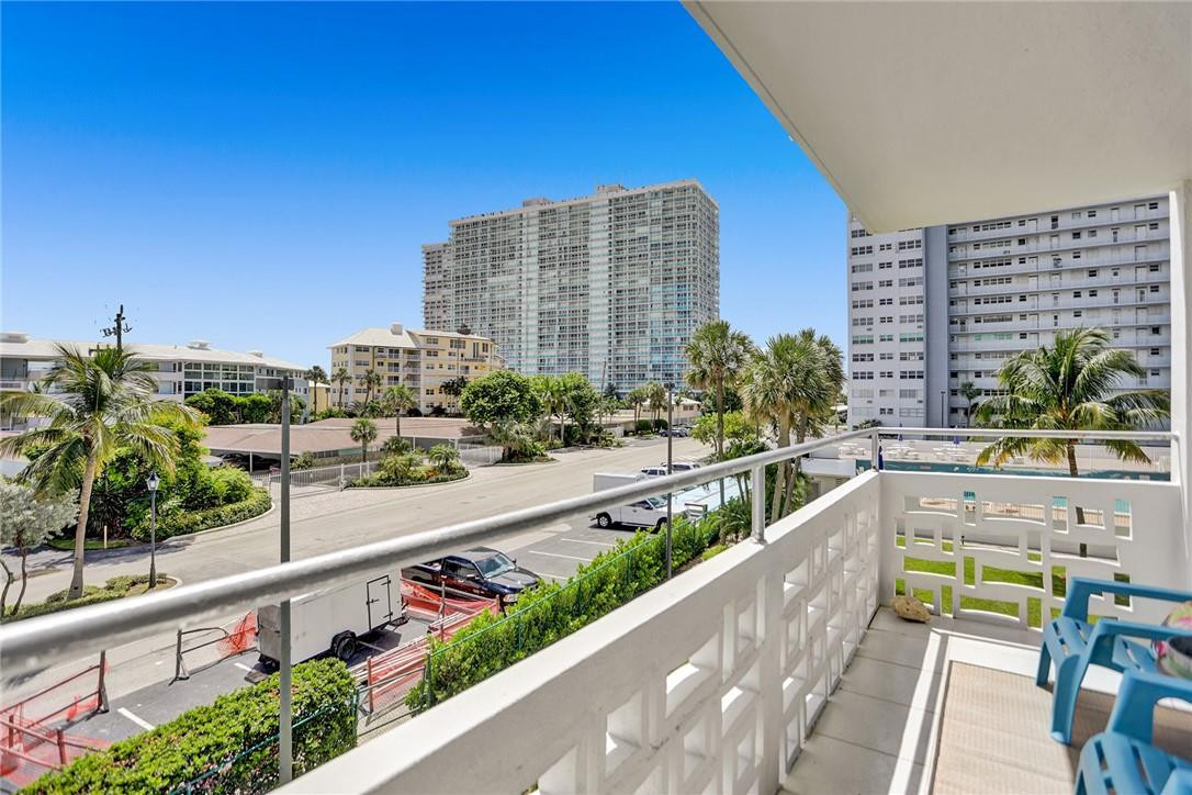 1900 South Ocean Drive, Unit 301 Fort Lauderdale, FL 33316 - Photo 25 of 36 Photo 25