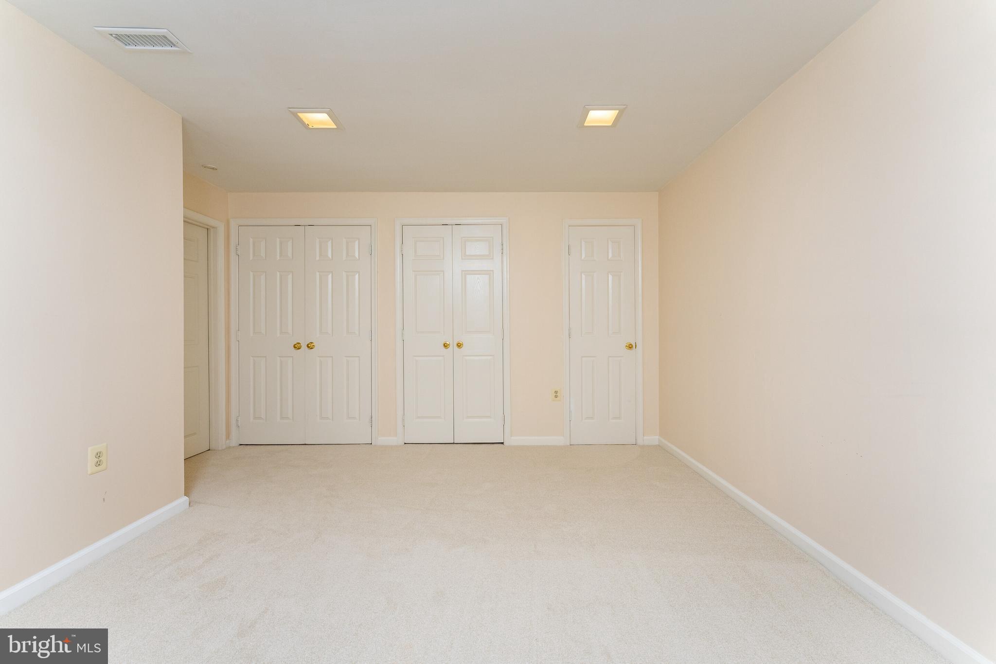 13824 Springstone Drive Clifton, VA 20124 - Photo 31 of 56 Bedroom 6/Office/Den