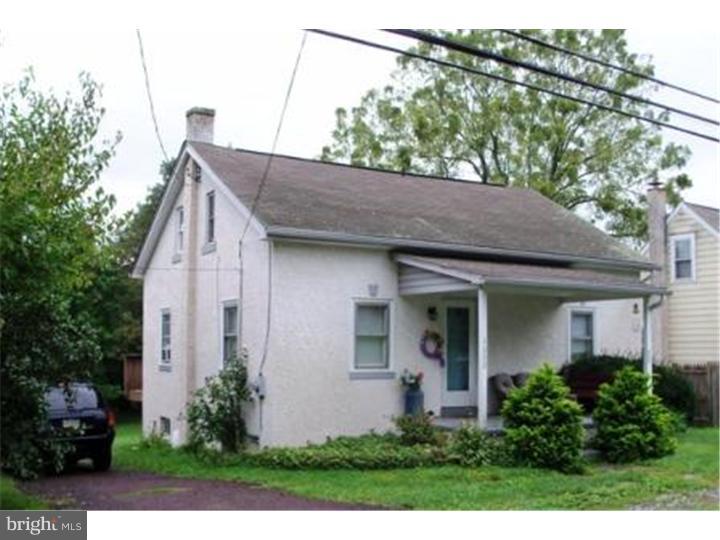1052 Magazine Road Green Lane, PA 18054 - Photo 2 of 12 Gallery Image 2